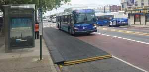 Bus Boarder Platform Brooklyn Ny 3 Zicla